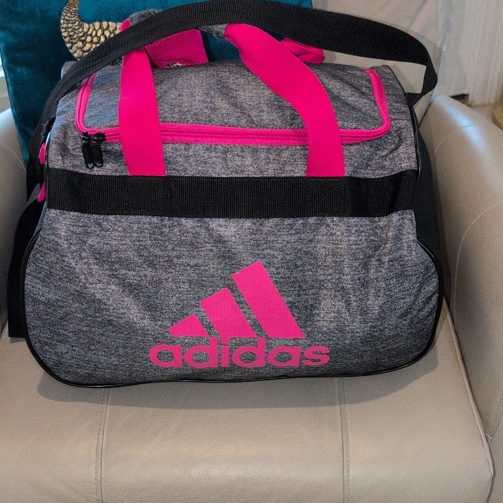 Adidas Women's Duffel Bag NWOT